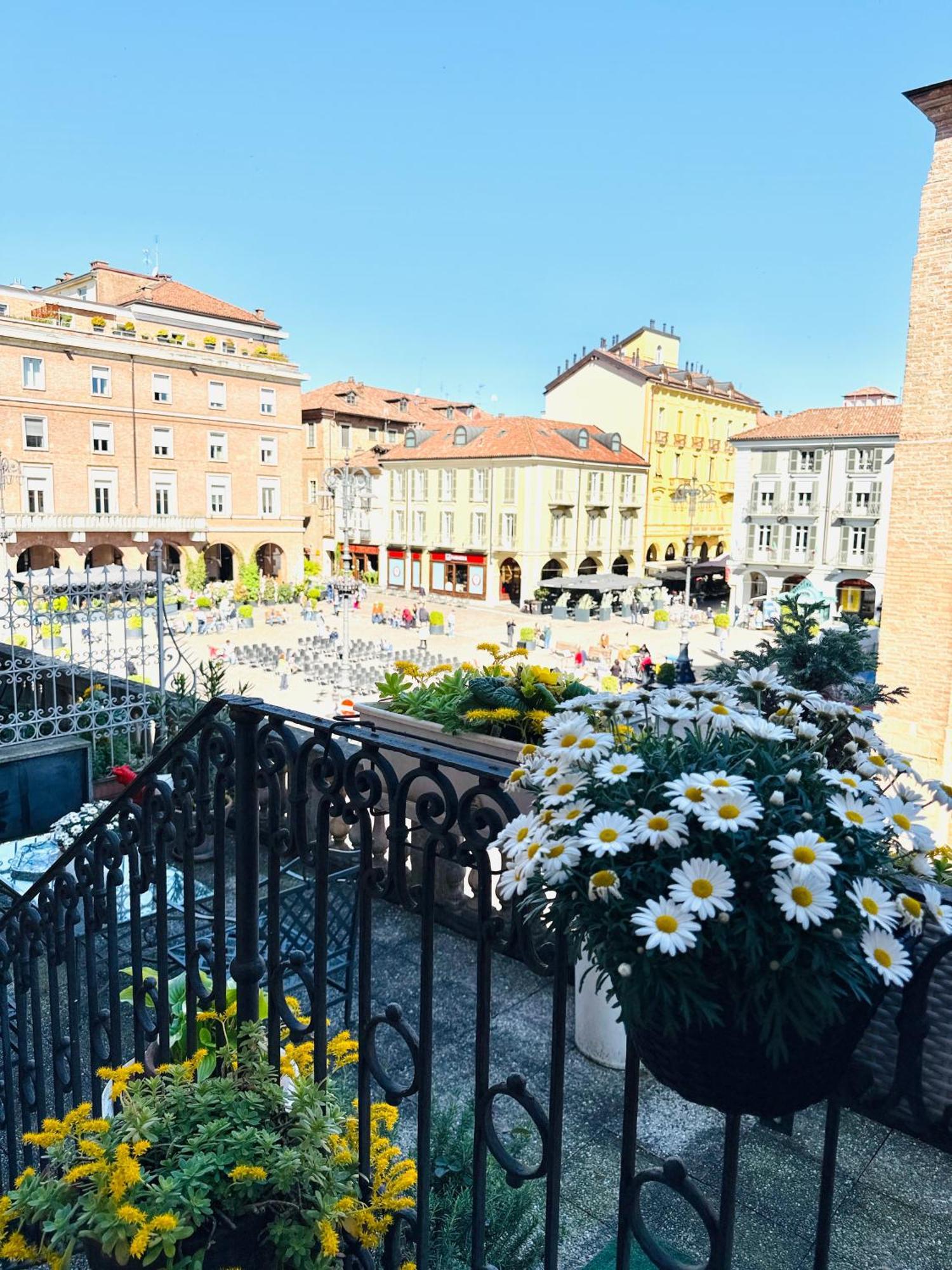 Comecasa San Secondo Terraced Apartment Асті Екстер'єр фото